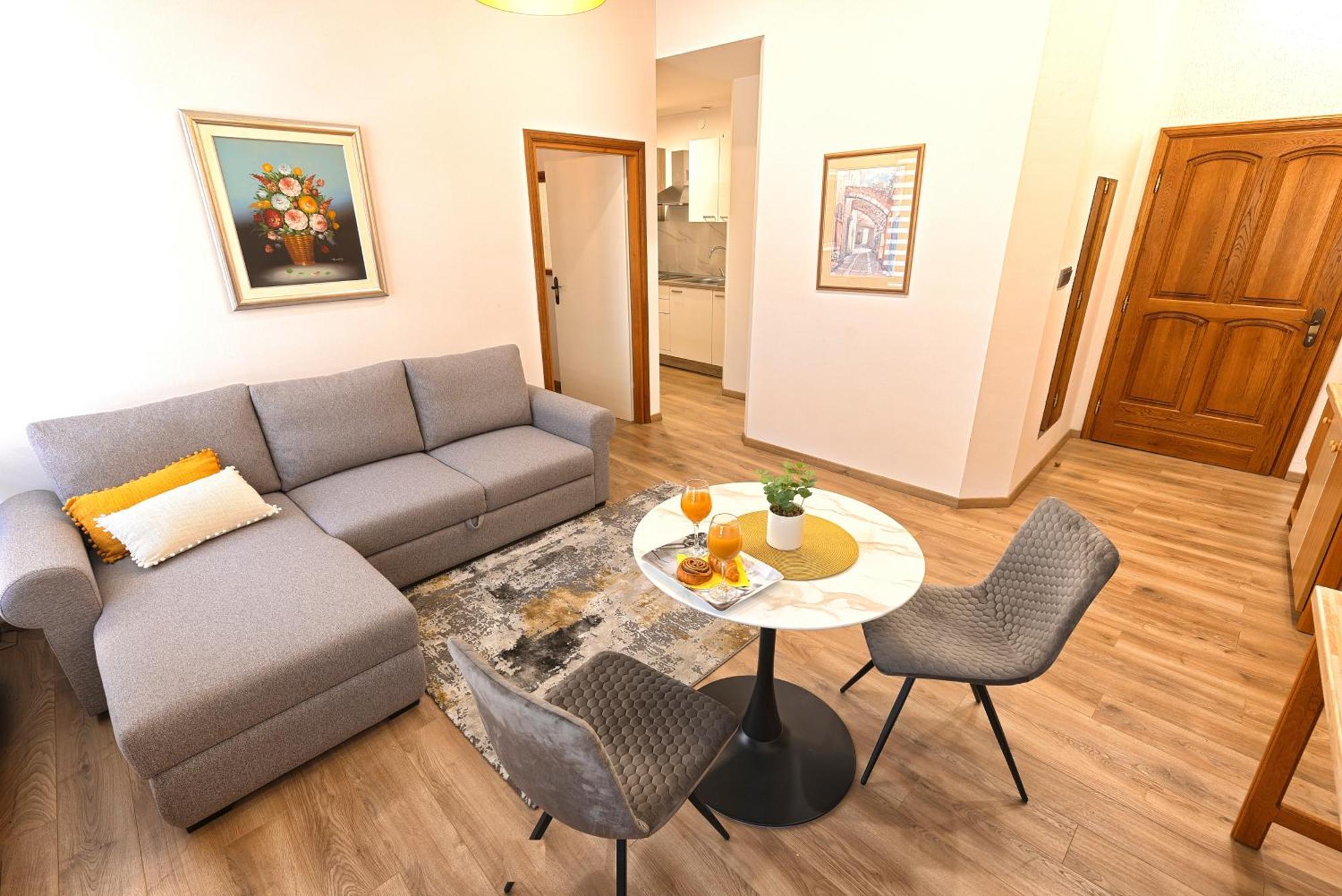 Apartmani Maltar Varaždin Esterno foto